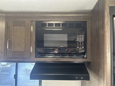 2020 KEYSTONE TRAVEL TRAILER Base