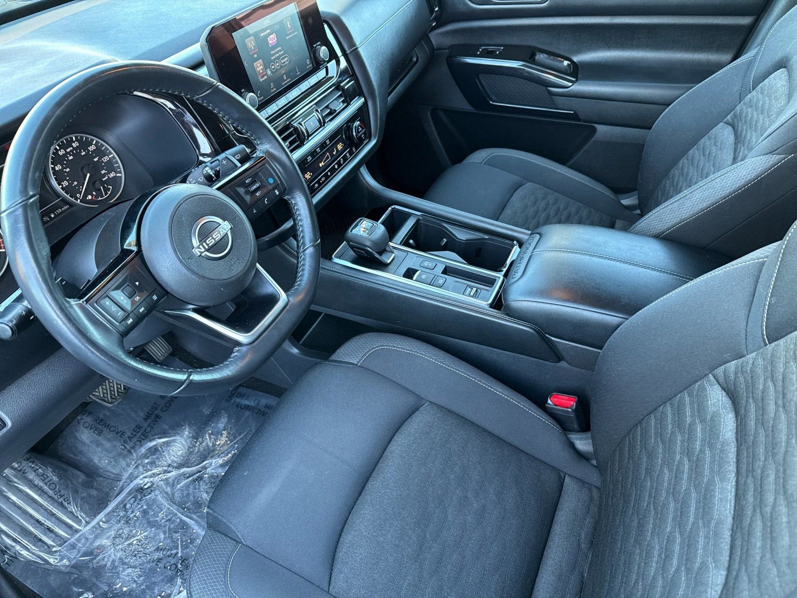 2022 Nissan Pathfinder SV