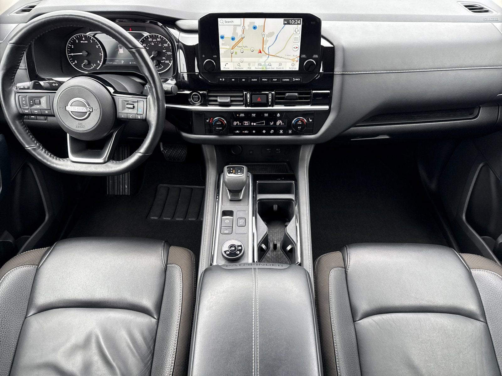 2023 Nissan Pathfinder SL