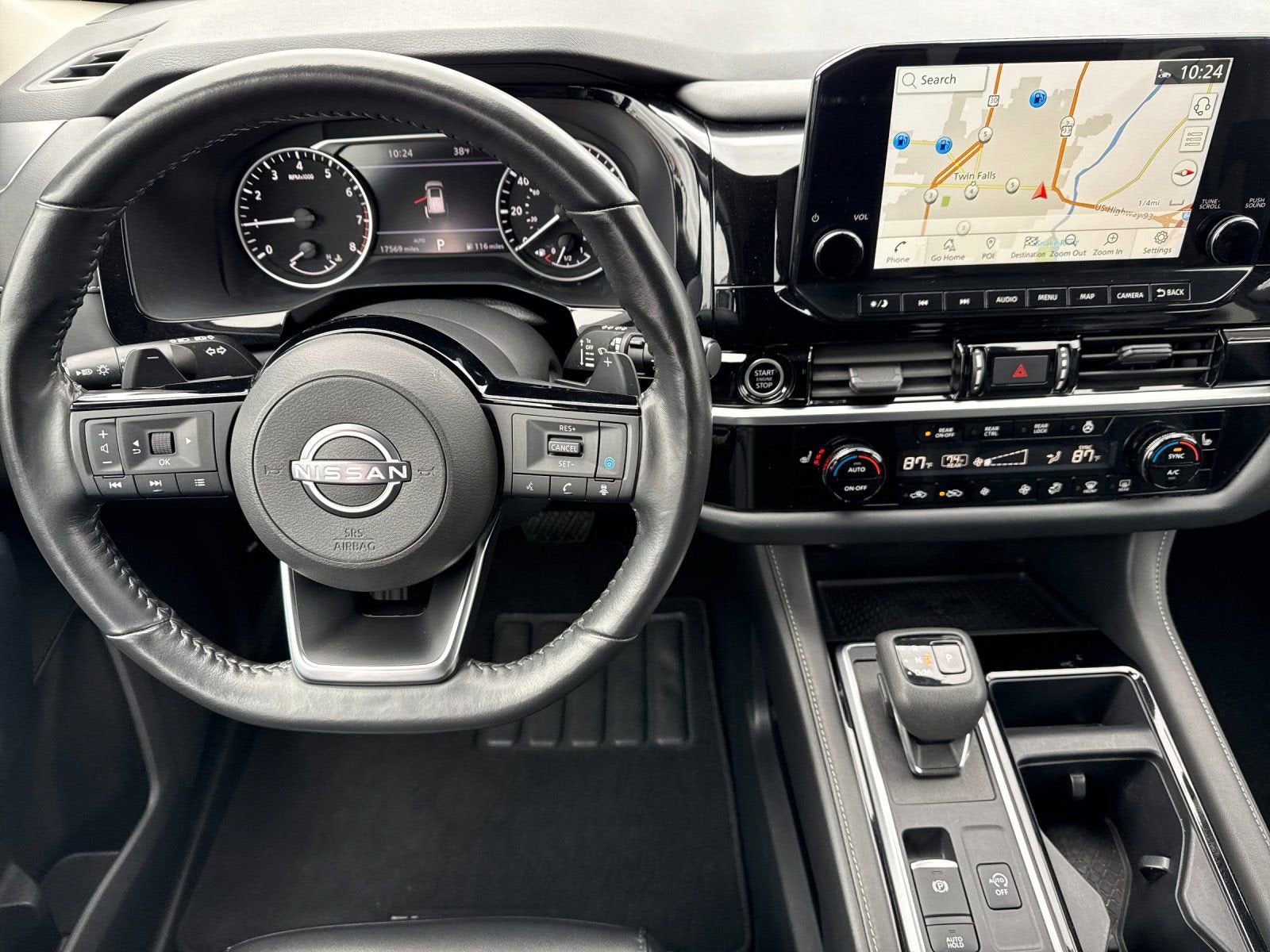 2023 Nissan Pathfinder SL