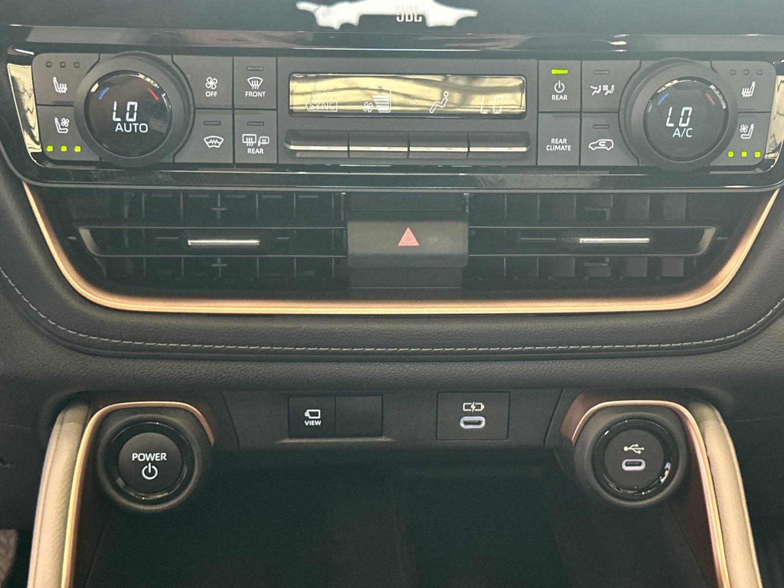 2025 Toyota Grand Highlander Platinum - Photo 24