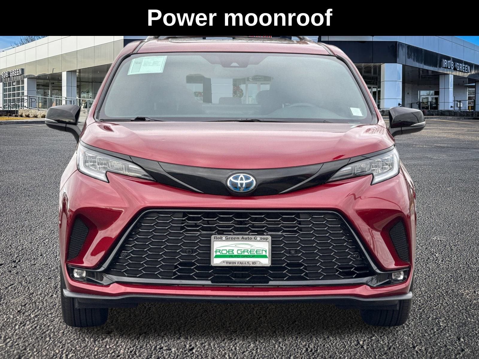 2025 Toyota Sienna XSE