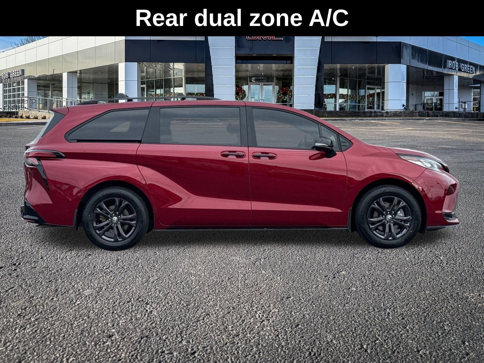 2025 Toyota Sienna XSE