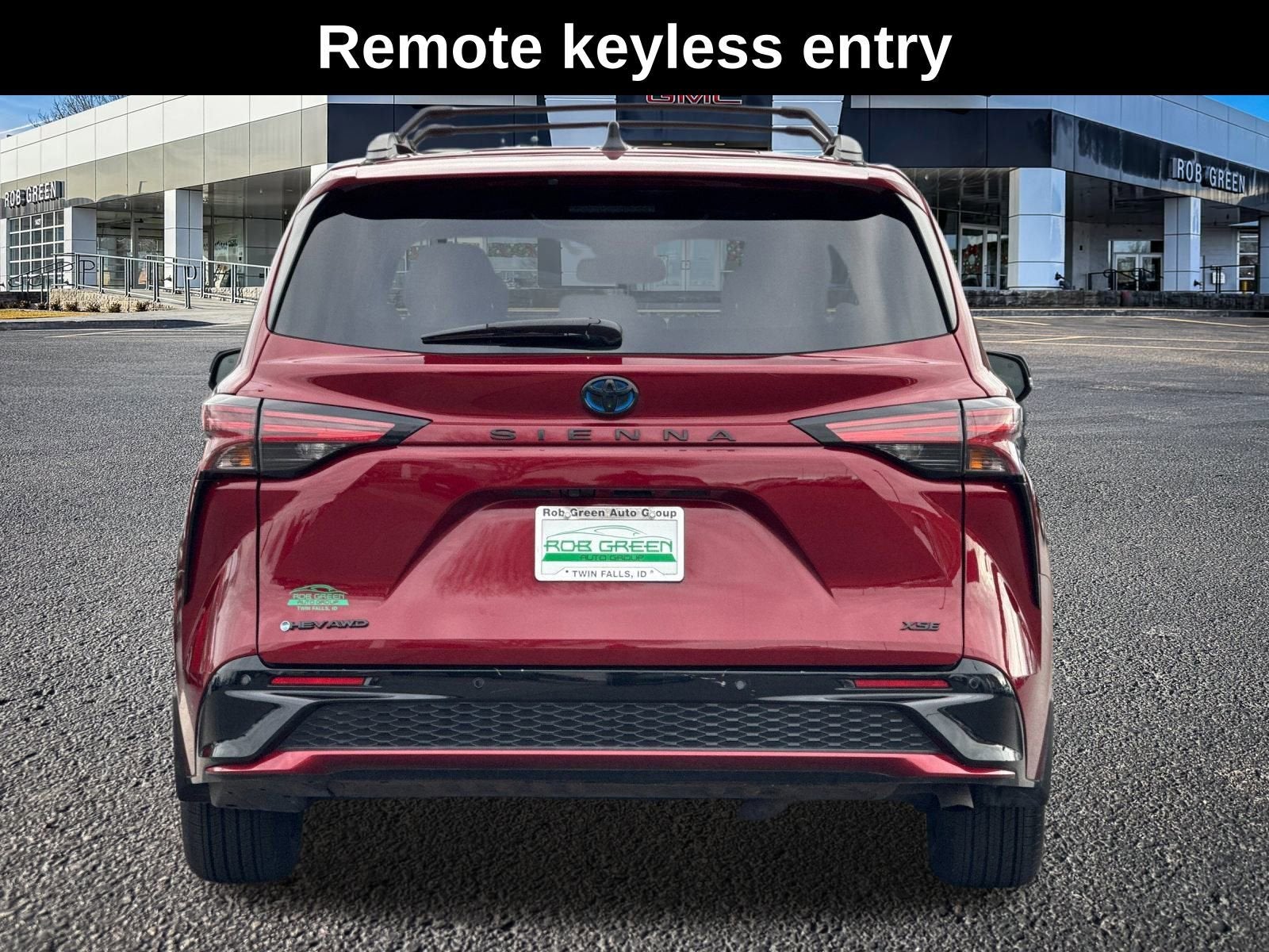 2025 Toyota Sienna XSE