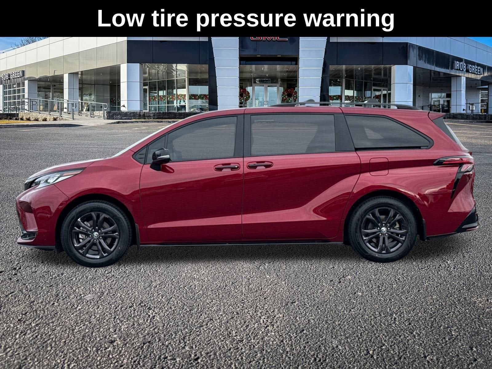 2025 Toyota Sienna XSE