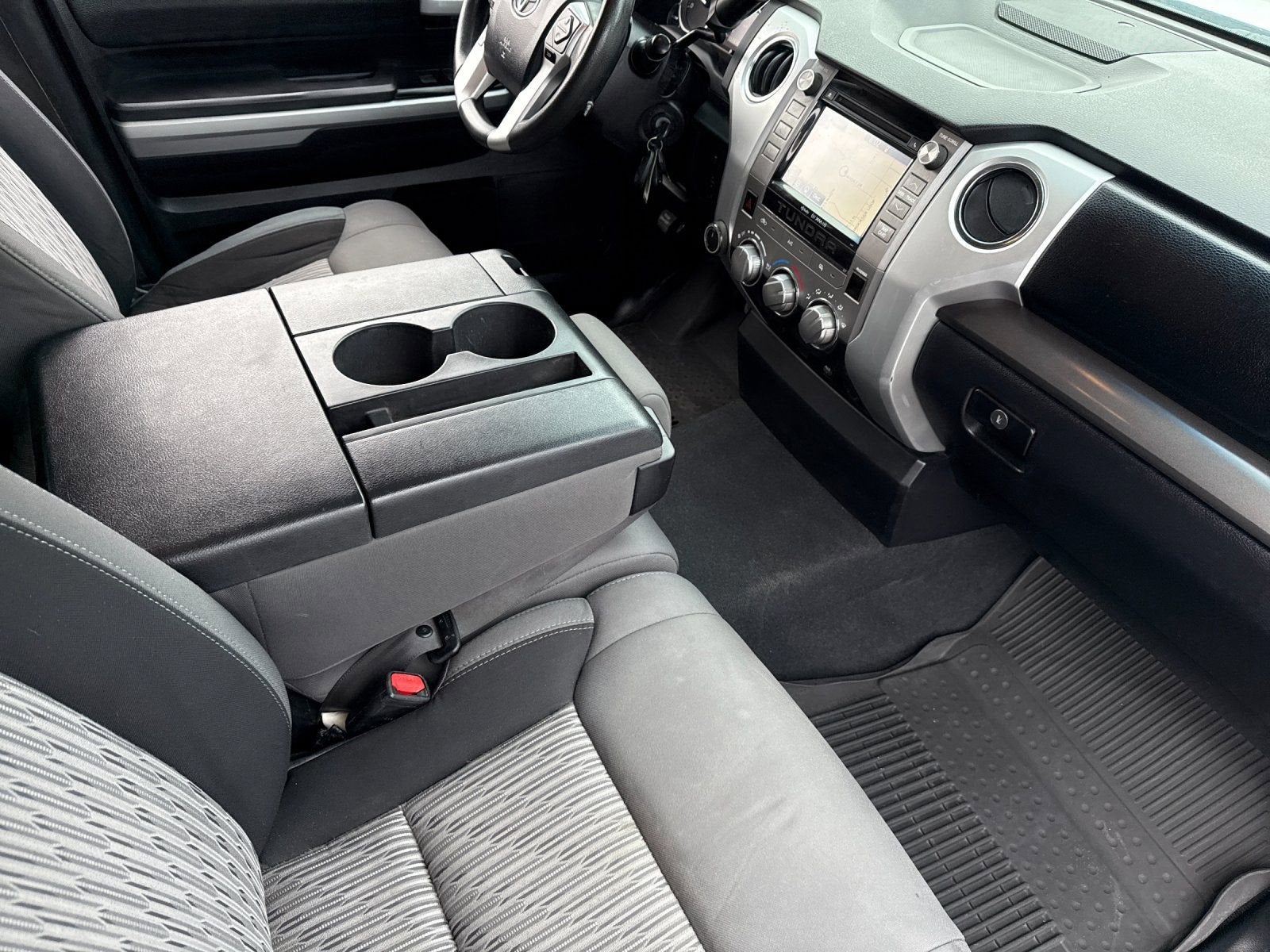 2016 Toyota Tundra 4WD Truck SR