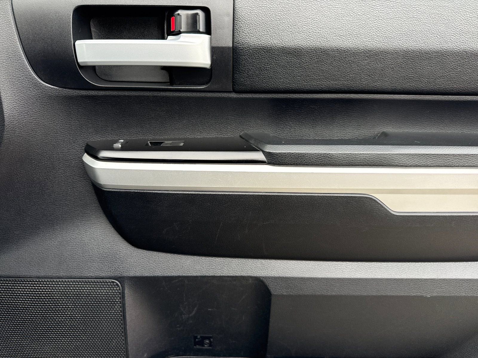 2016 Toyota Tundra 4WD Truck SR