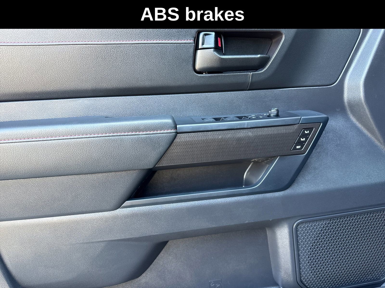 2024 Toyota Sequoia SR5