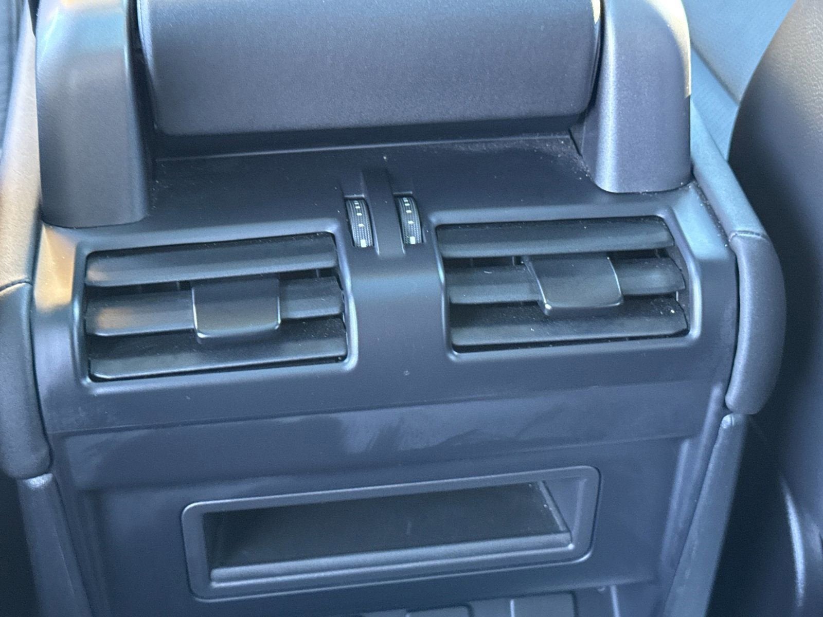 2024 Land Rover Defender S