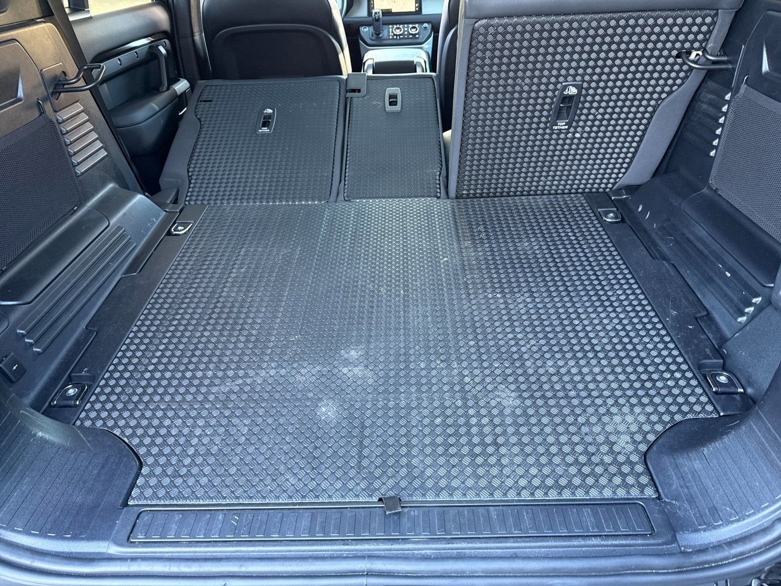 2024 Land Rover Defender S