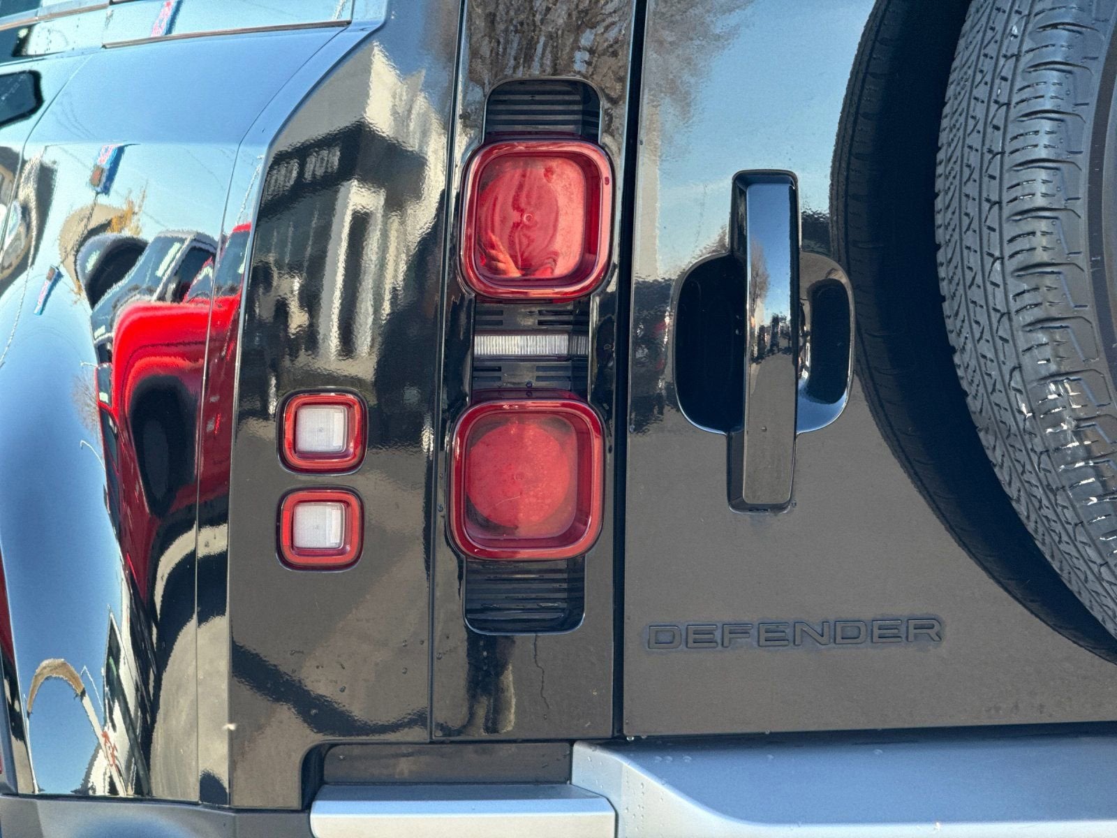 2024 Land Rover Defender S