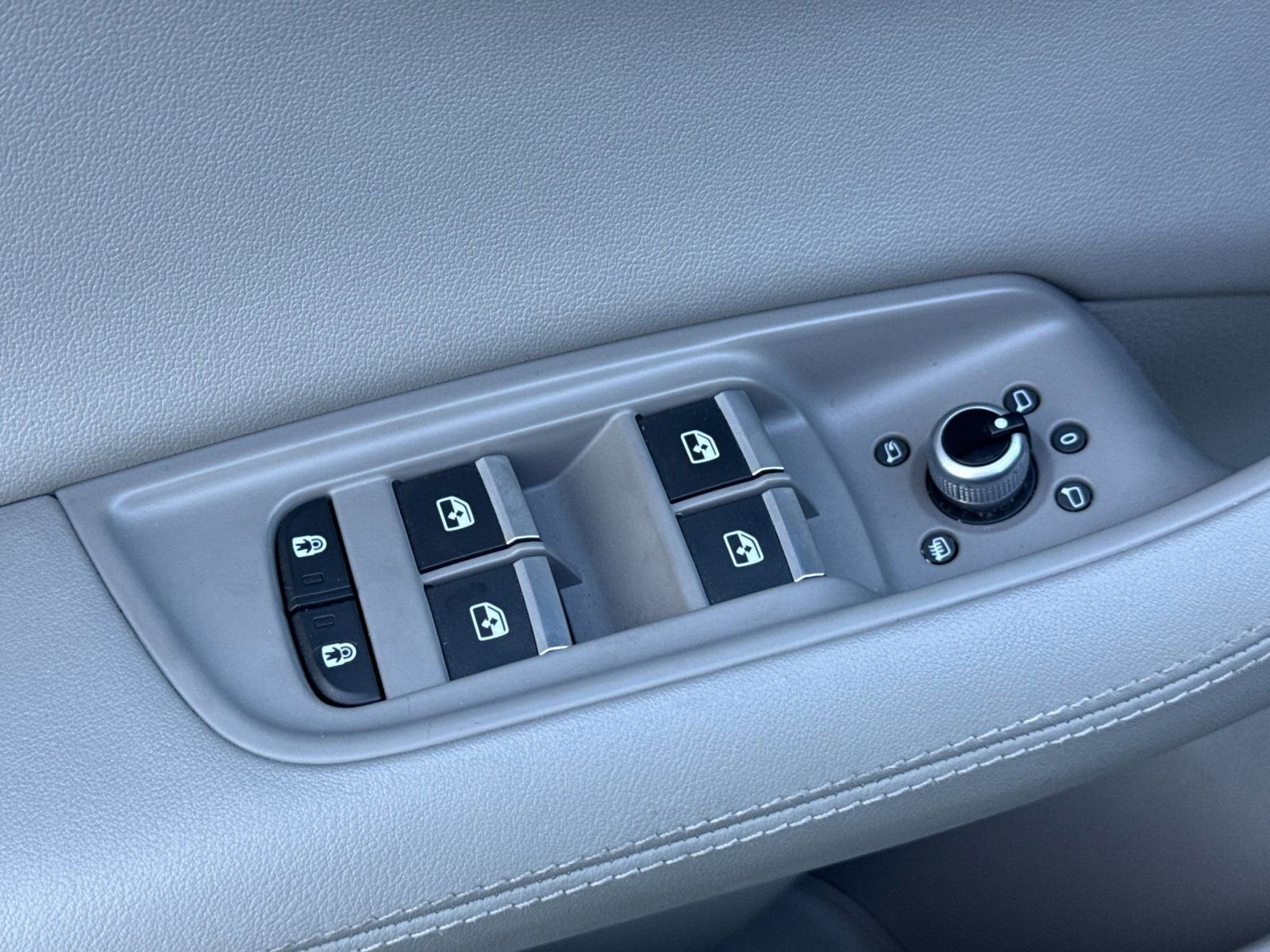 2023 Audi Q7 Premium Plus