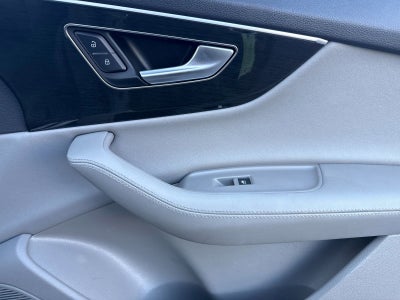 2023 Audi Q7 Premium Plus