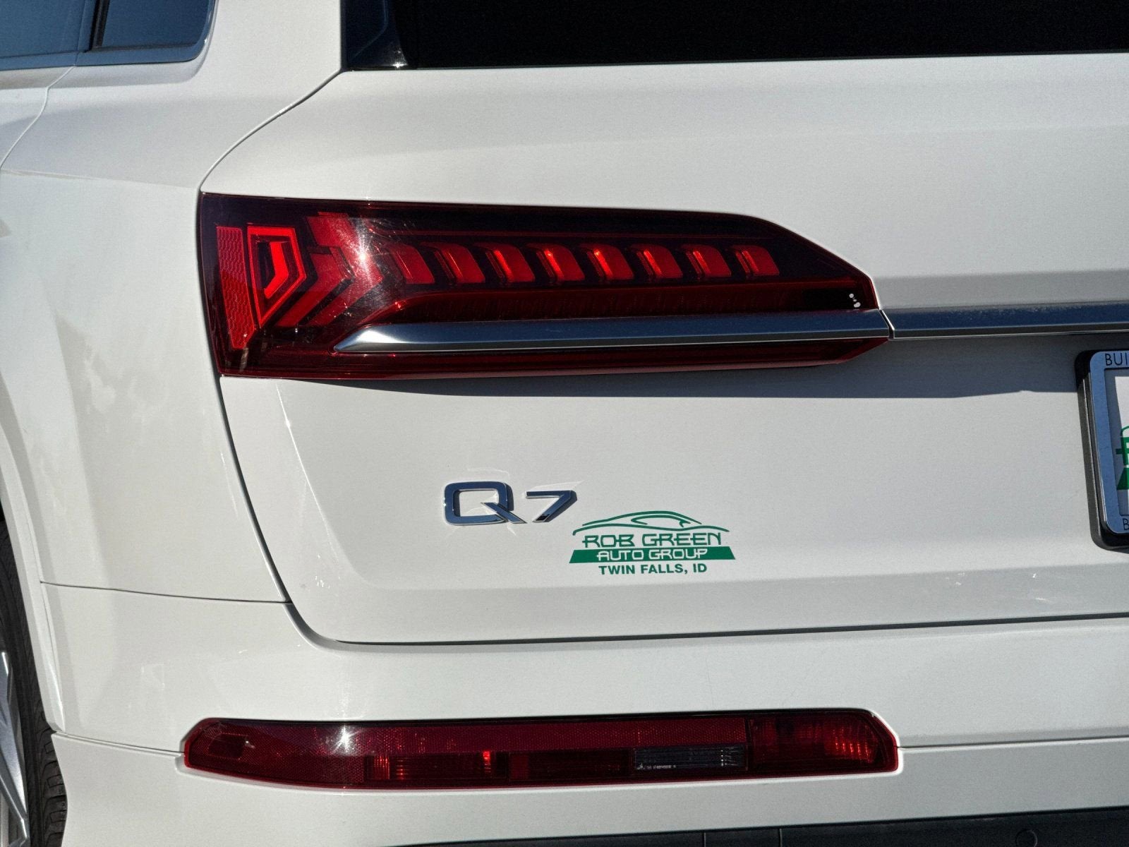 2023 Audi Q7 Premium Plus